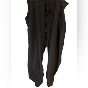 NWOT Ideology Black Cropped Athletic Pants